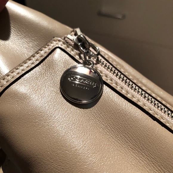 Coach Zip Tote 19456 - Picture 10 of 14